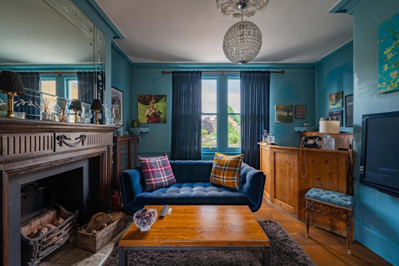 Charming Home With Roof Terrace In East London By Underthedoormat ภายนอก รูปภาพ